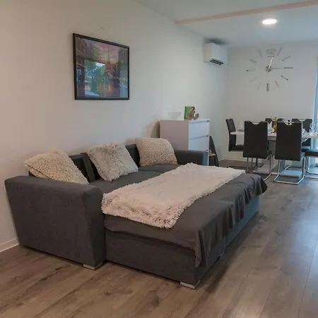 Romai Panorama Apartment